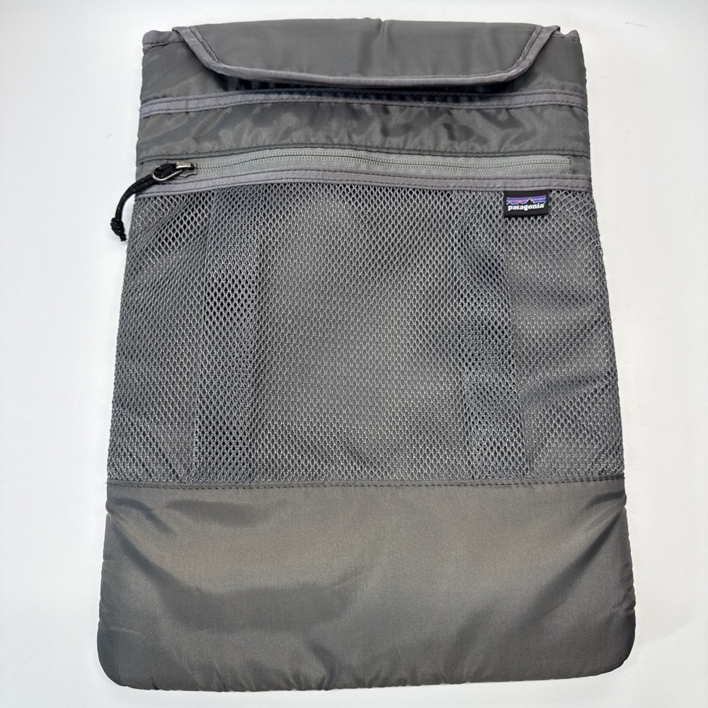 Patagonia‎ 15" Laptop Tablet Sleeve Case Zip Mesh Pocket Foam Padding
